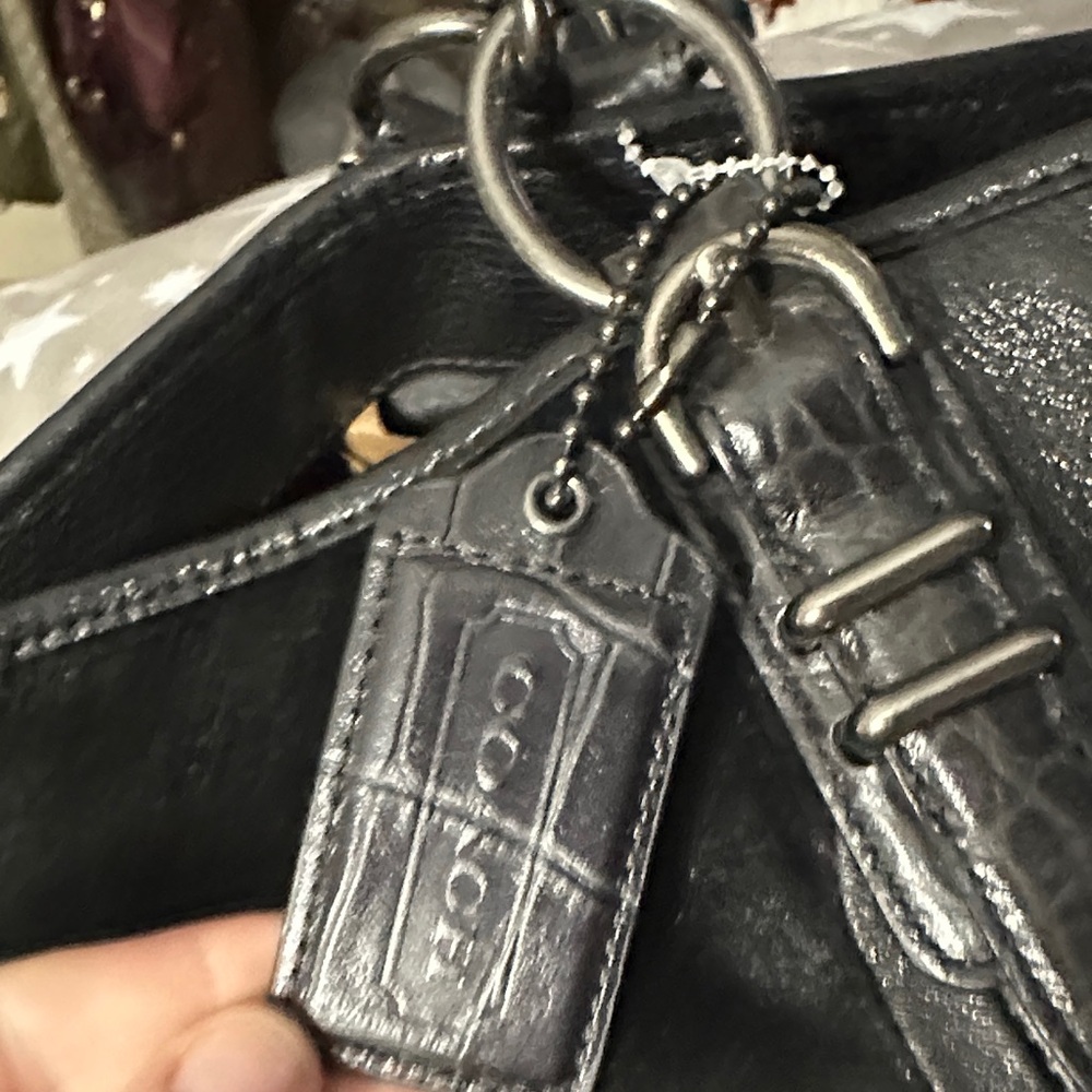NWT J127819969 Coach Black Leather cow hide Shoulder Bag gunmetal acc - Picture 7 of 16